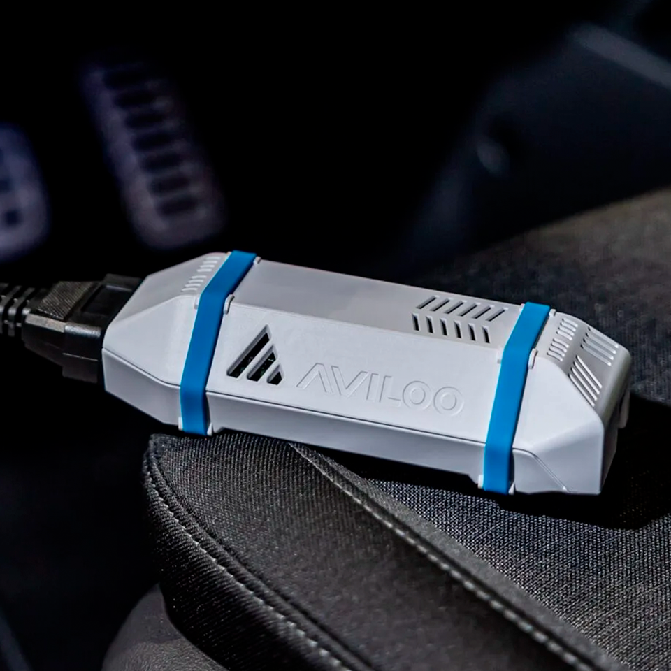 AVILOO electronic diagnostic for electric and hybrid vehicle batteries